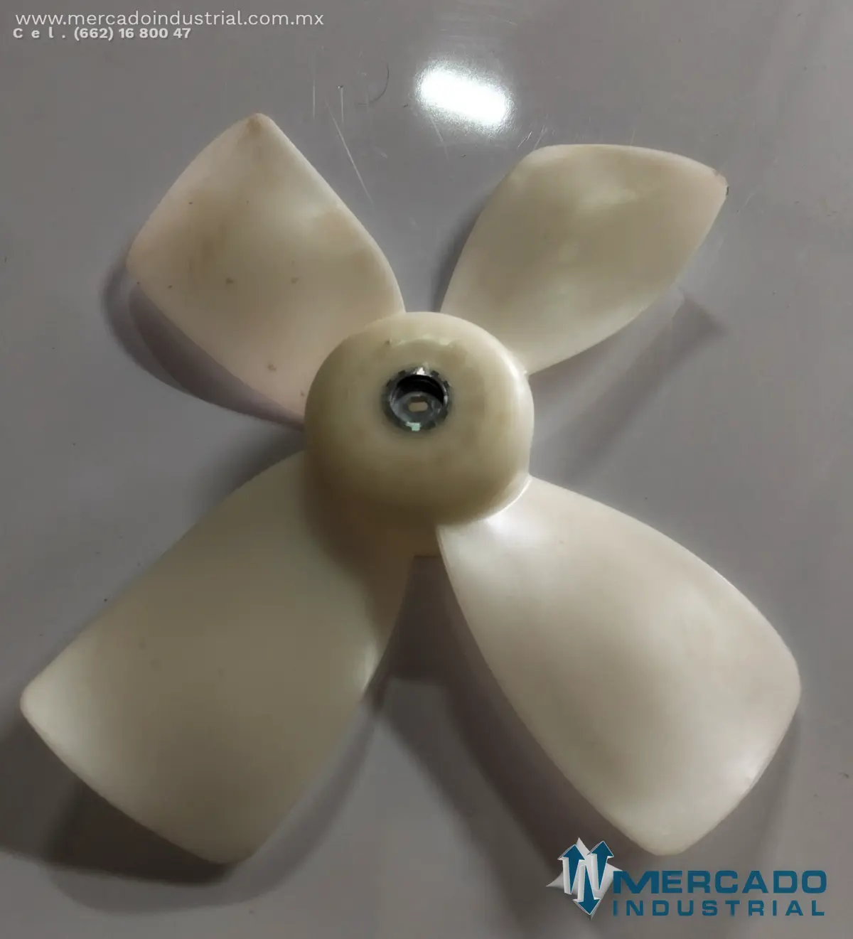 KOMATSU ND022770-0583 FAN (D375A-5) - imagen 1