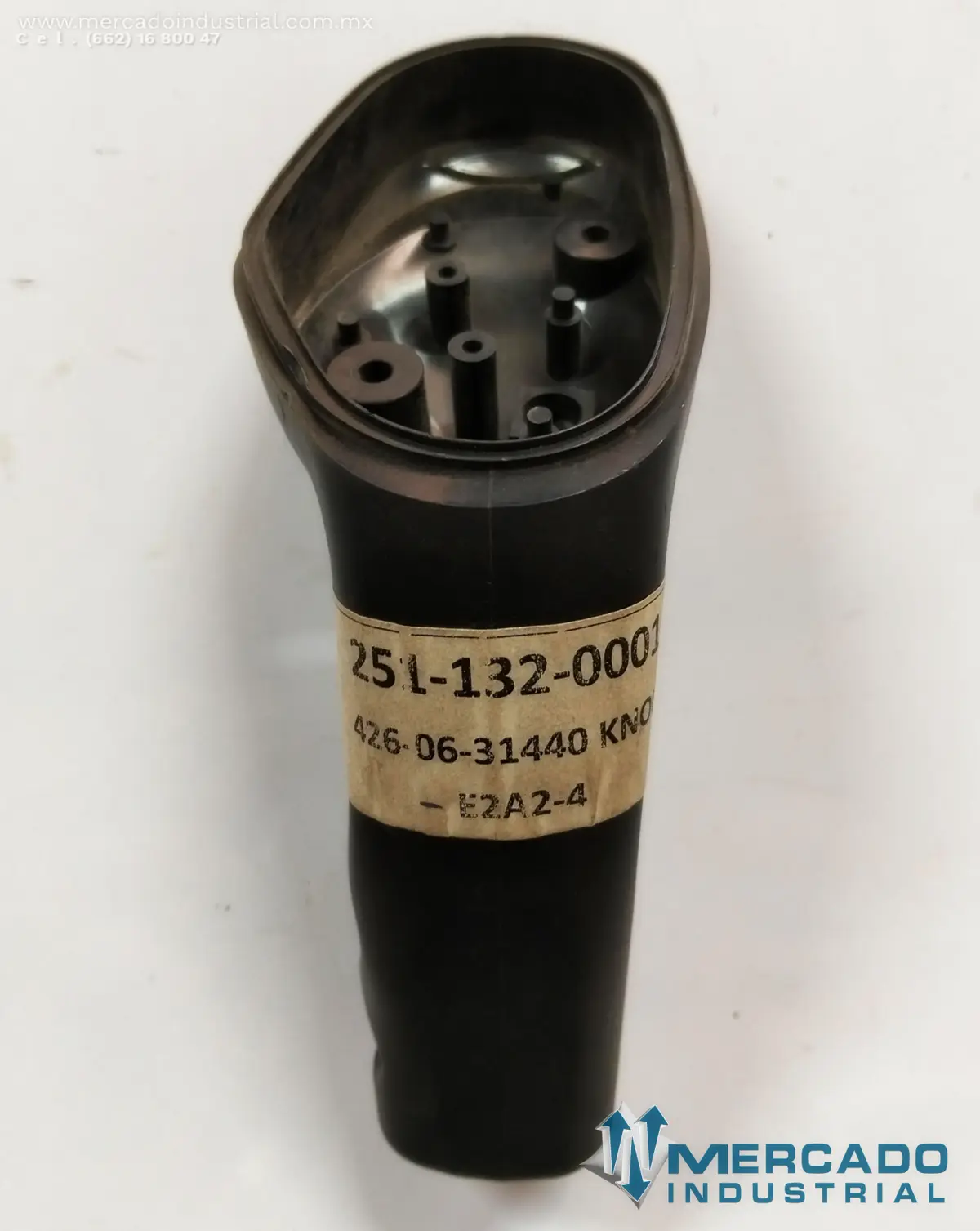 KOMATSU 426-06-31440 KNOB (WA600-3) - imagen 1