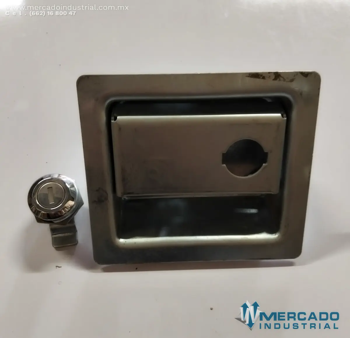 Komatsu 17A-54-14230 LOCK (D61EX-15) - imagen 1