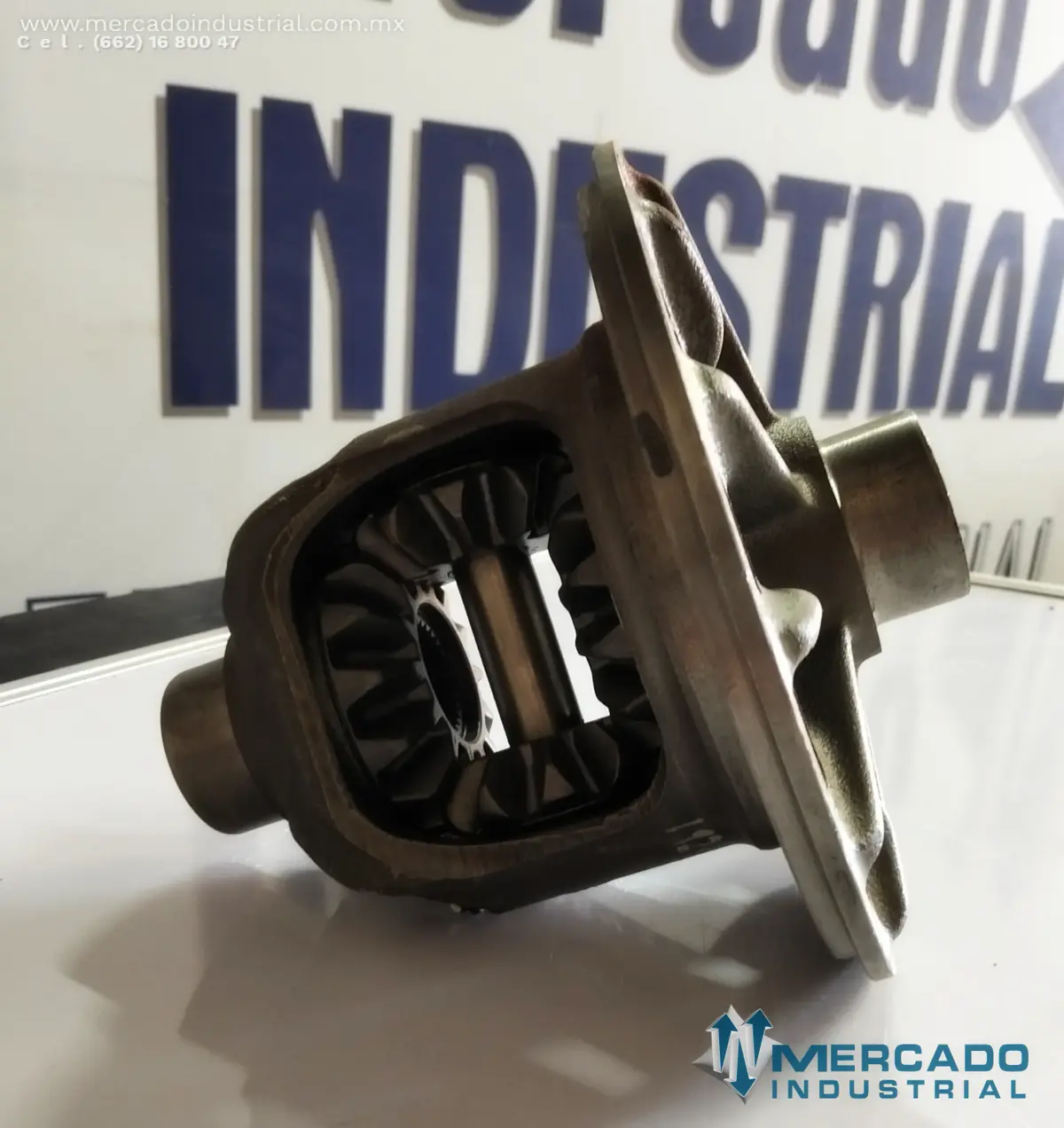 MOPAR CAJA DE SATELITES DIFERENCIAL TRASERO 04384286AB RAM - imagen 1
