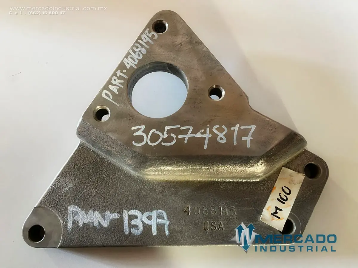 Soporte polea parte 4068145 marca Cummins - imagen 1