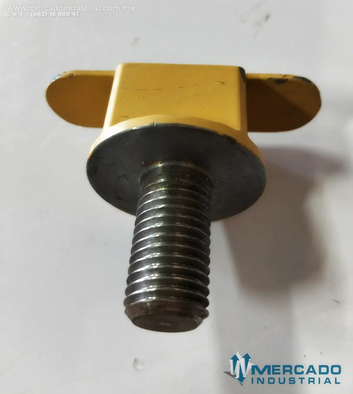 Komatsu 195-49-35151 BOLT (D375A-5) - imagen 1