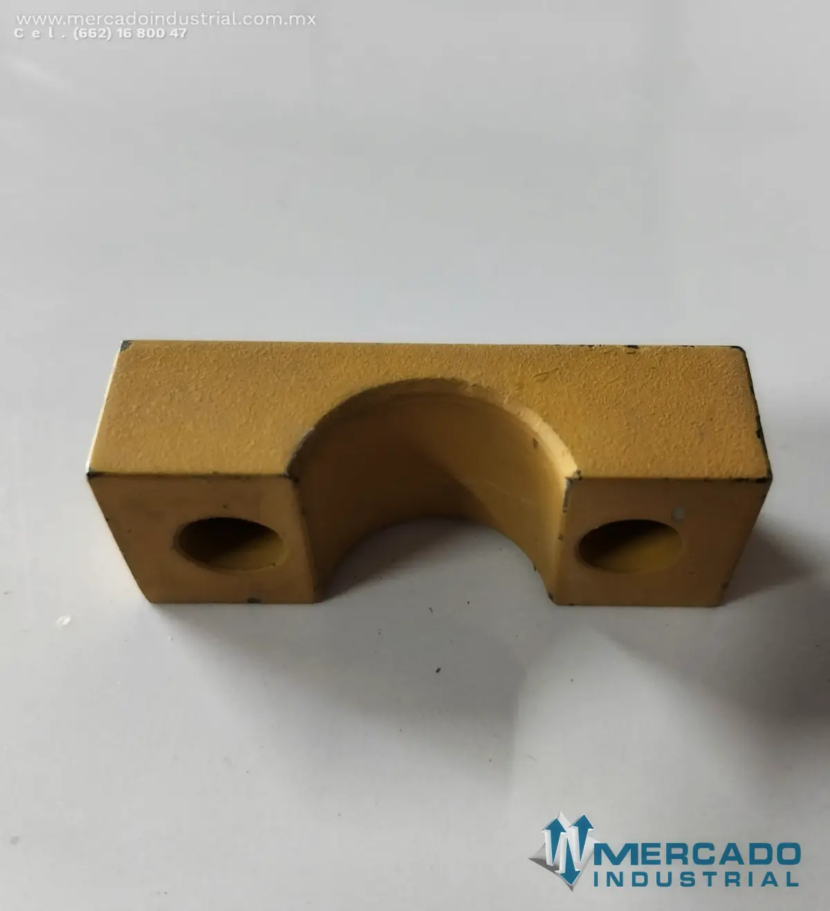 Komatsu 561-43-62620 CLAMP (HD785-5) - imagen 1