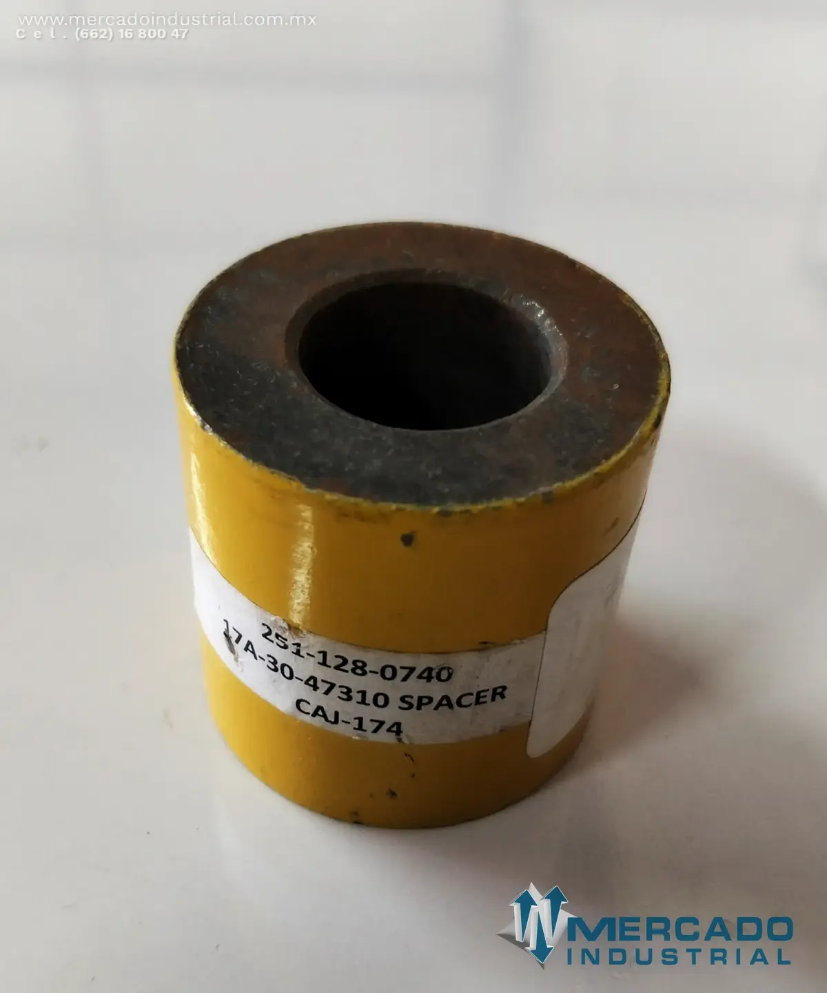 Komatsu 17A-30-47310 SPACER (D155AX-6) - imagen 1