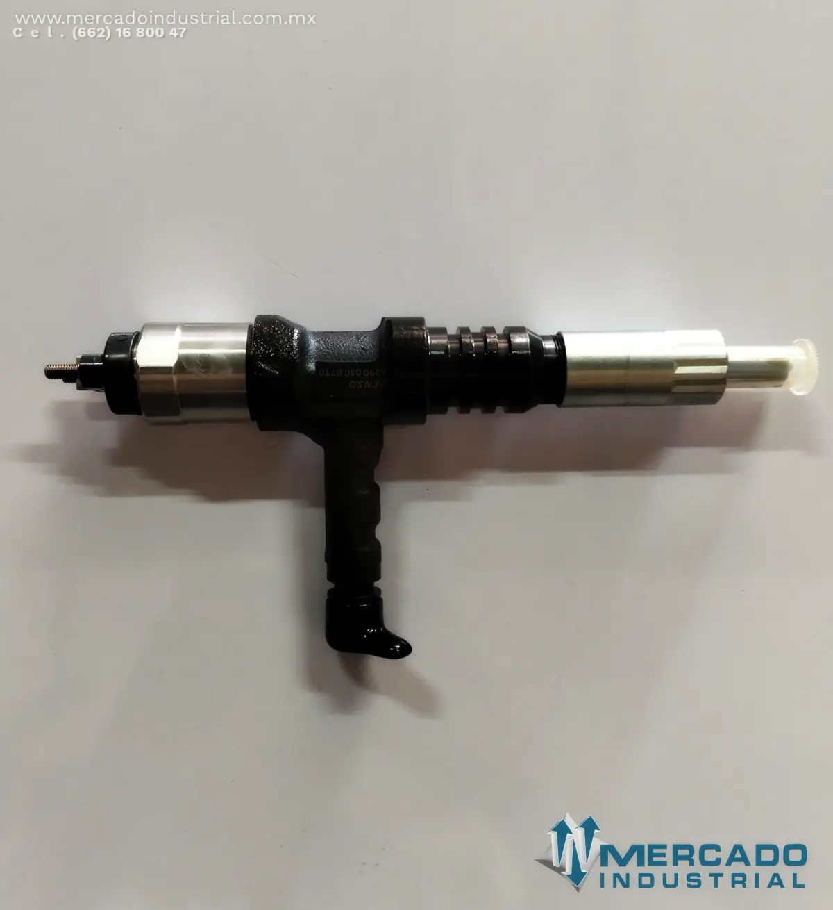 KOMATSU 6245-11-3100 INJECTOR ASSEMBLY (D375A-5) - imagen 1