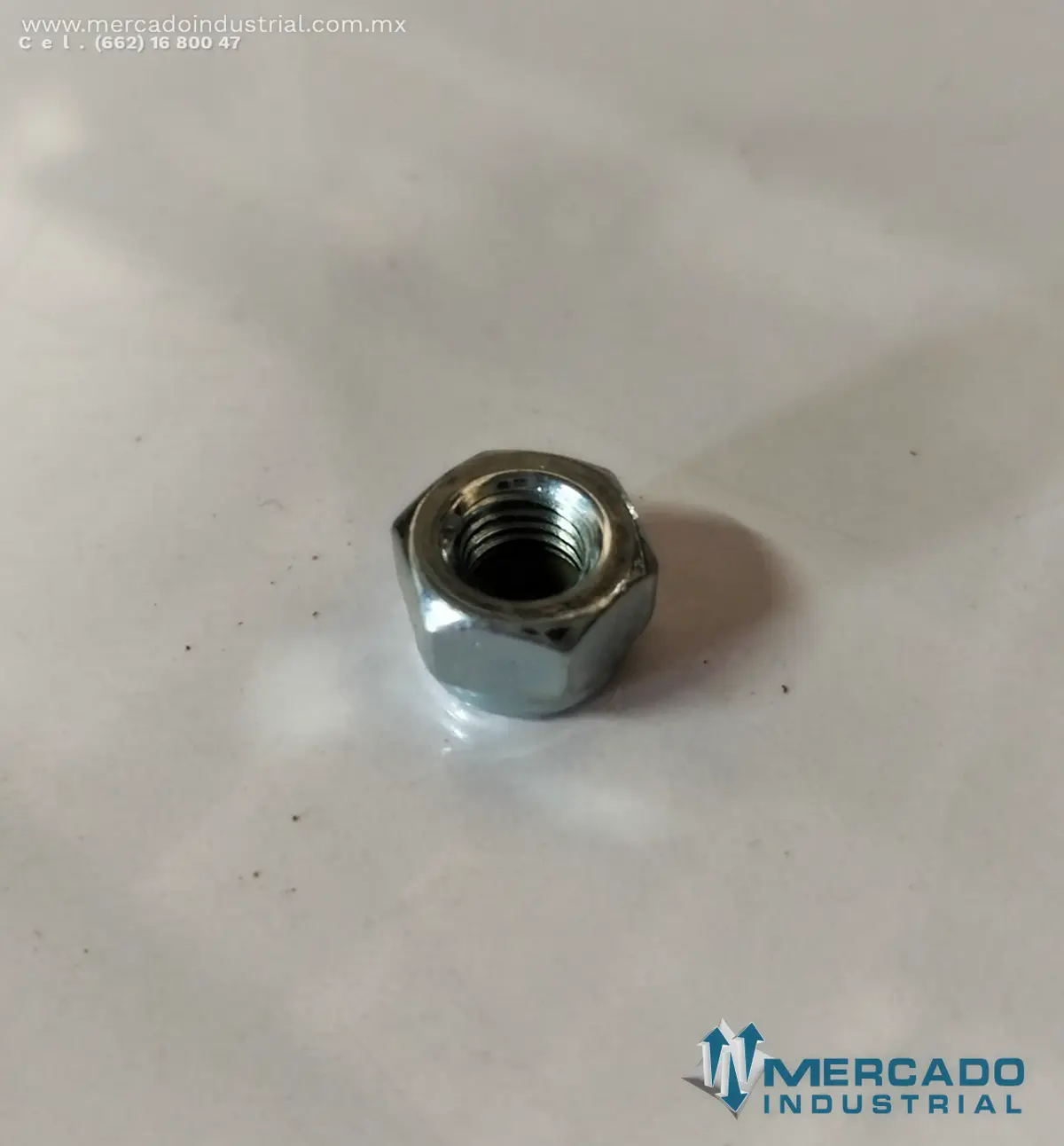 Komatsu 6738-11-4390 NUT LOCK (PC300-7EO) - imagen 1