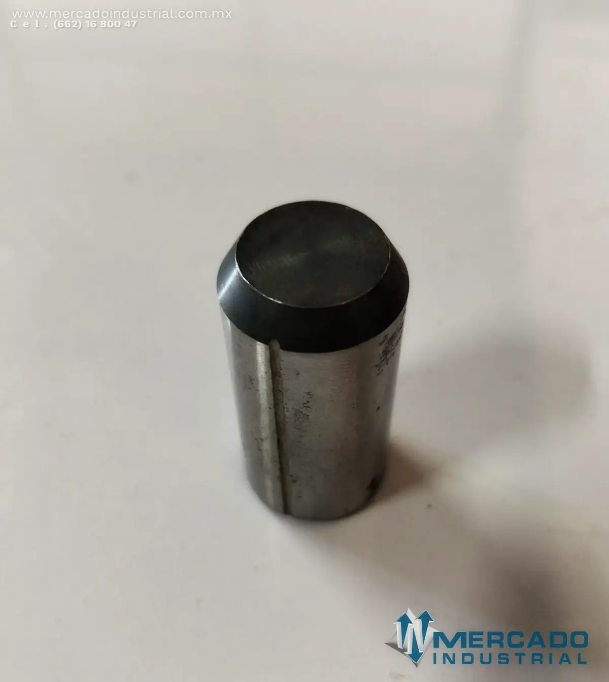Komatsu 04022-20040 DOWEL PIN (D375A-5) - imagen 1