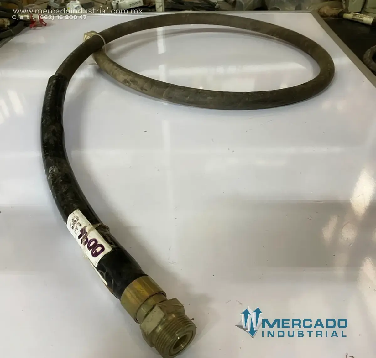 KOMATSU 42N-62-16720 HOSE (WB146-5) - imagen 1