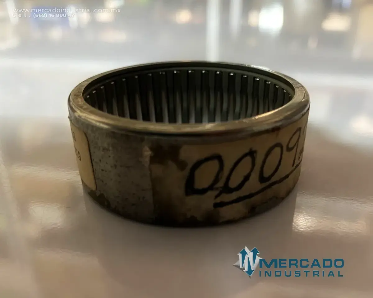 KOMATSU 6127-61-3910 NEEDLE BEARING (D375A-5) - imagen 1
