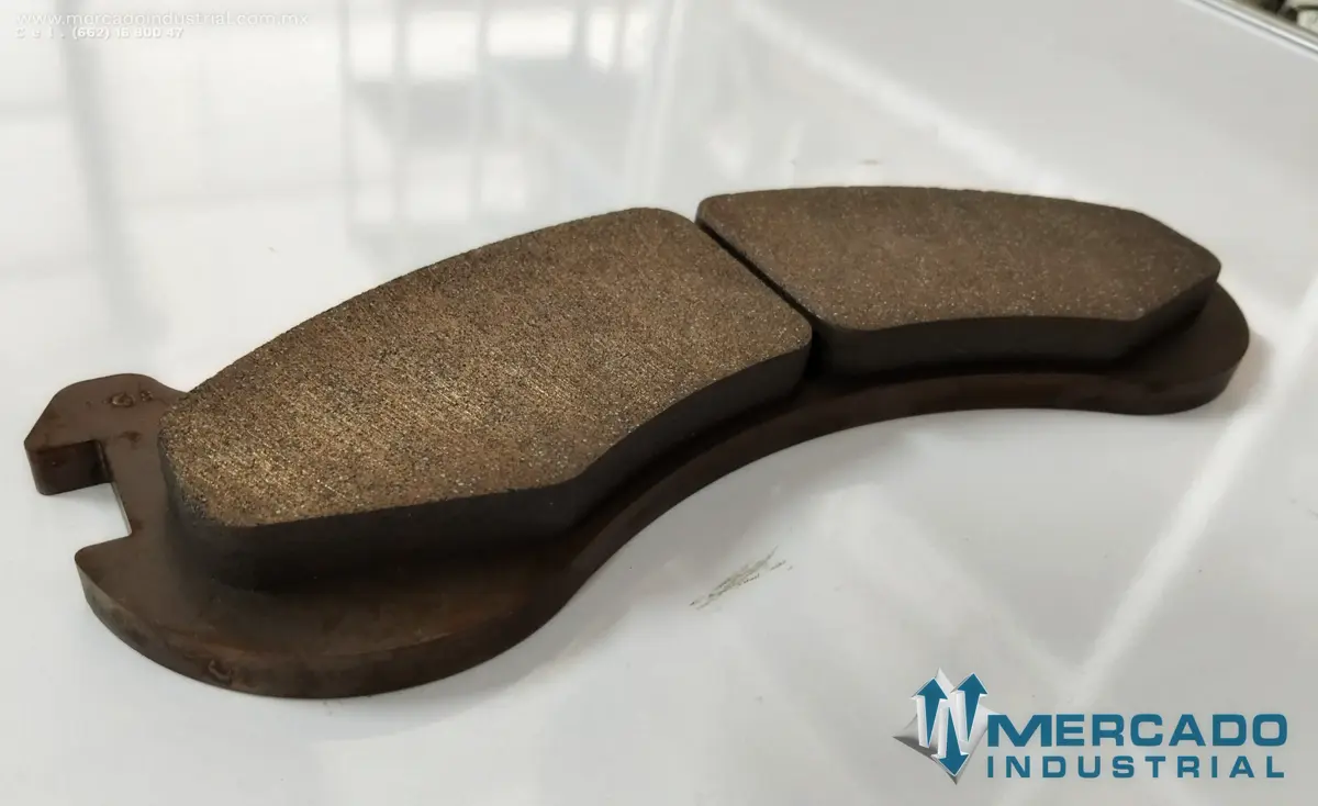 Komatsu 561-34-61110 PAD (HD785-5LC) - imagen 1