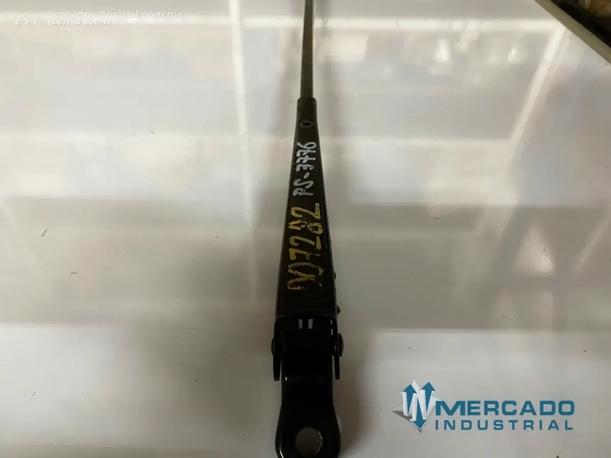DYNA 52125861 ARM WIPER - imagen 1