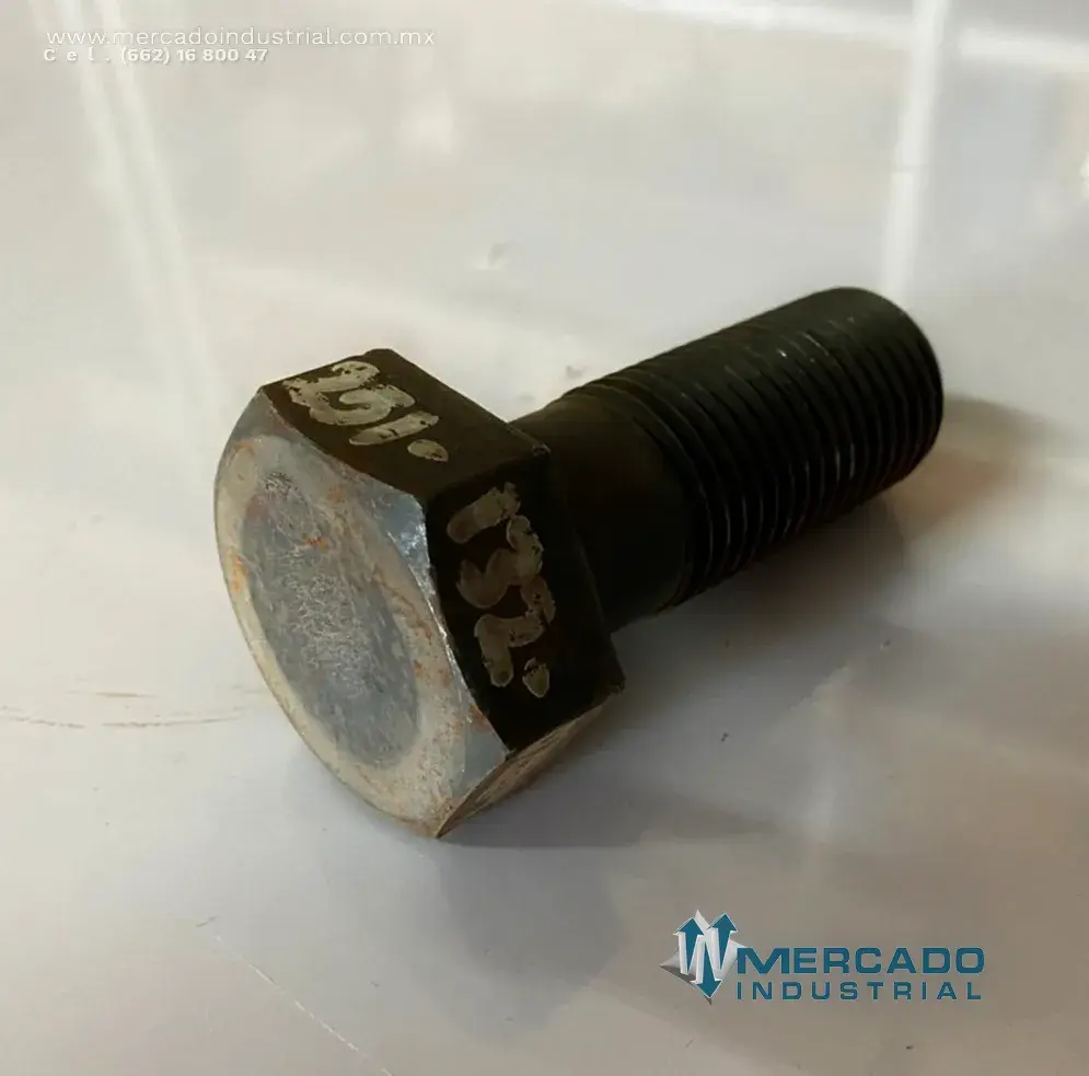 KOMATSU 01010-63075 BOLT (WA900-3) - imagen 1