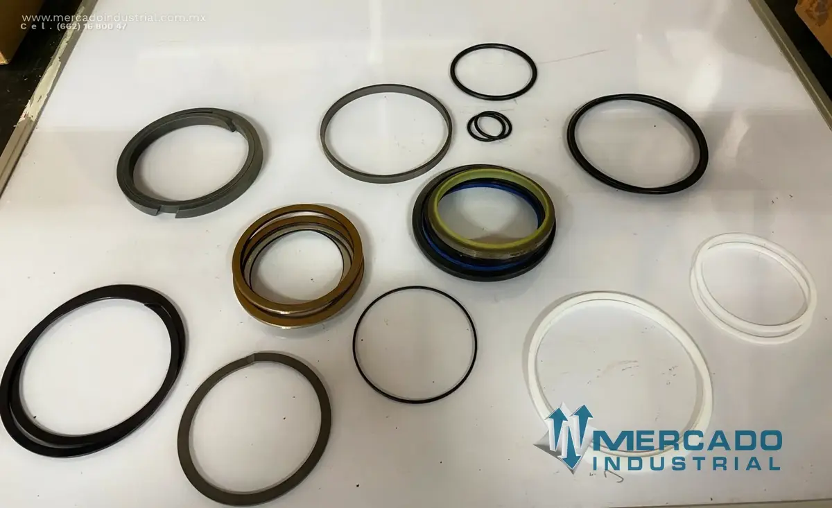 KOMATSU 707-99-58080 KIT DE SELLOS CILINDRO DEL BOOM (PC300LC-7E0) - imagen 1