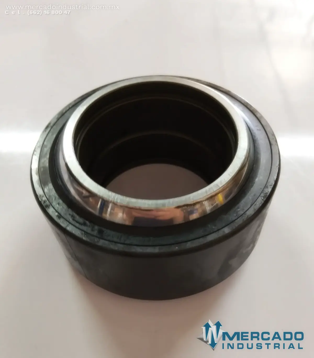KOMATSU 561-50-62310 BUSHING (HD785-5) - imagen 1