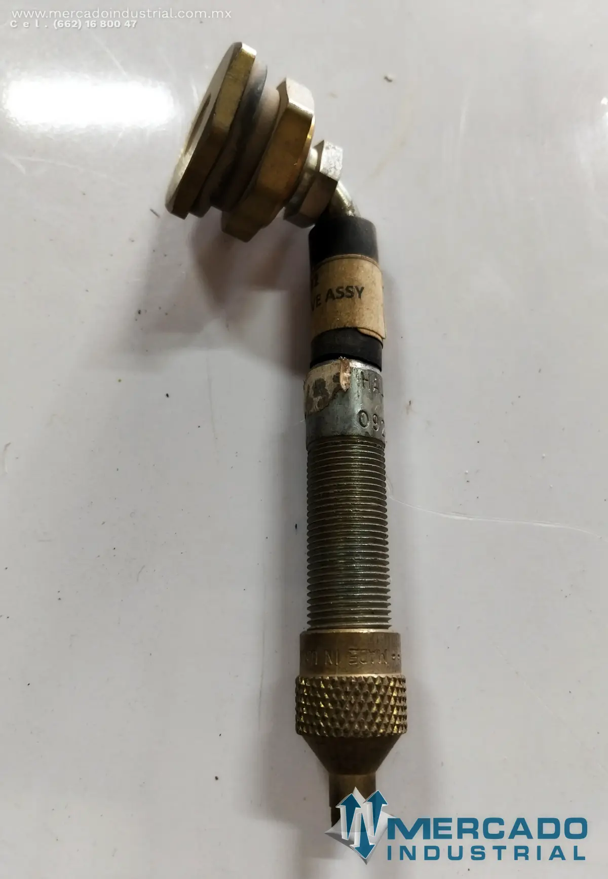 KOMATSU 09280-10020 VALVE ASSEMBLY (WA900-3A) - imagen 1