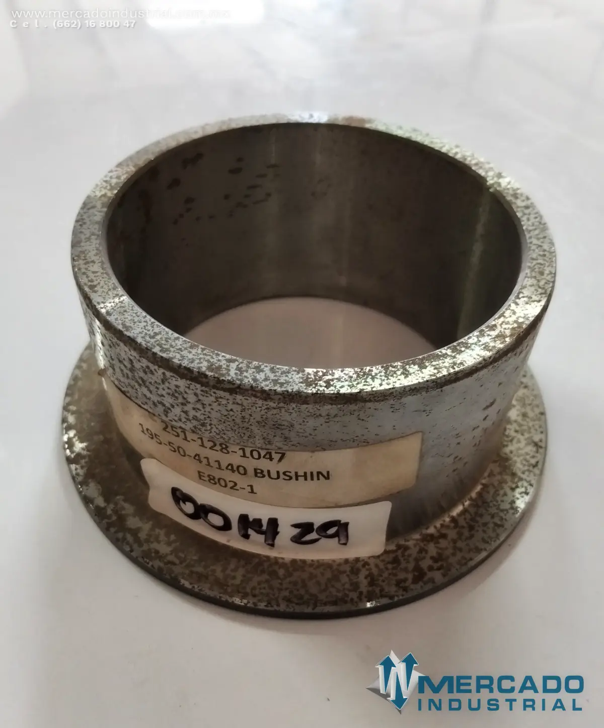 Komatsu 195-50-41140 BUSHING (D375A-5) - imagen 1