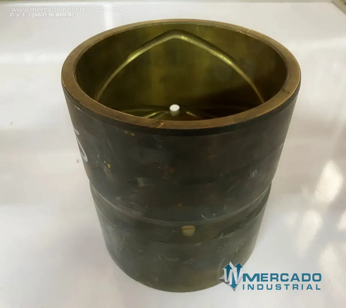 KOMATSU 207-70-61610 BUSHING (PC300) - imagen 1