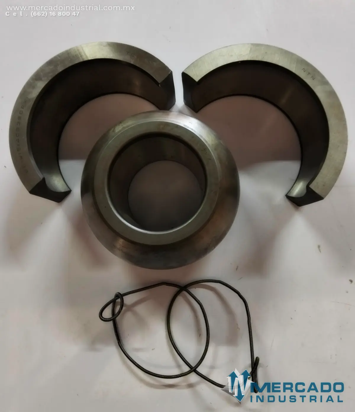 KOMATSU 195-71-51263 BUSHING (D375A-5) - imagen 1