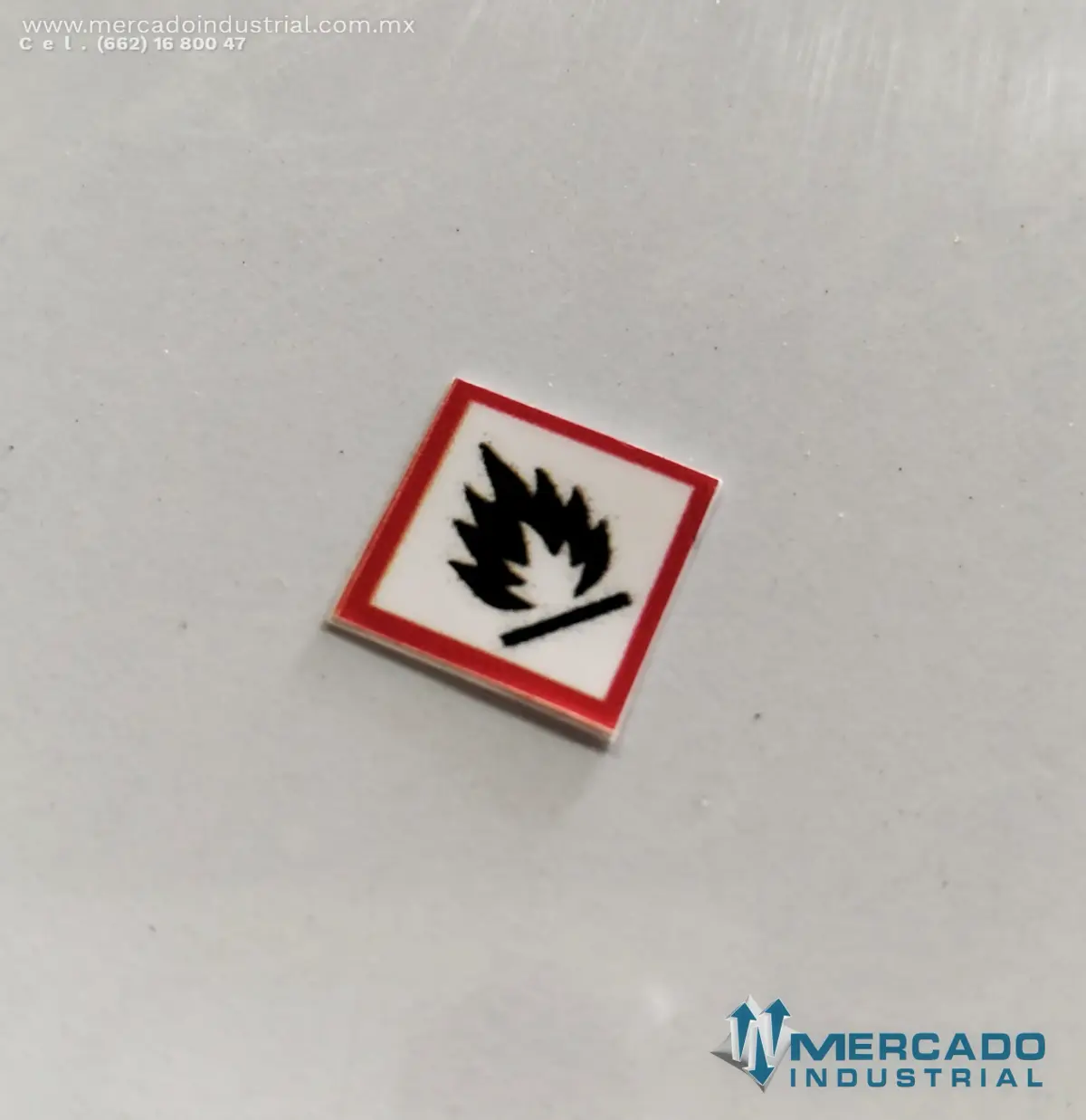 PICTOGRAMA GHS02 INFLAMABLE 1.2 CM IDENTIFICACION DE PRODUCTOS QUIMICOS POR CAMBIO DE LA NOM-018-STPS-2015 - imagen 1
