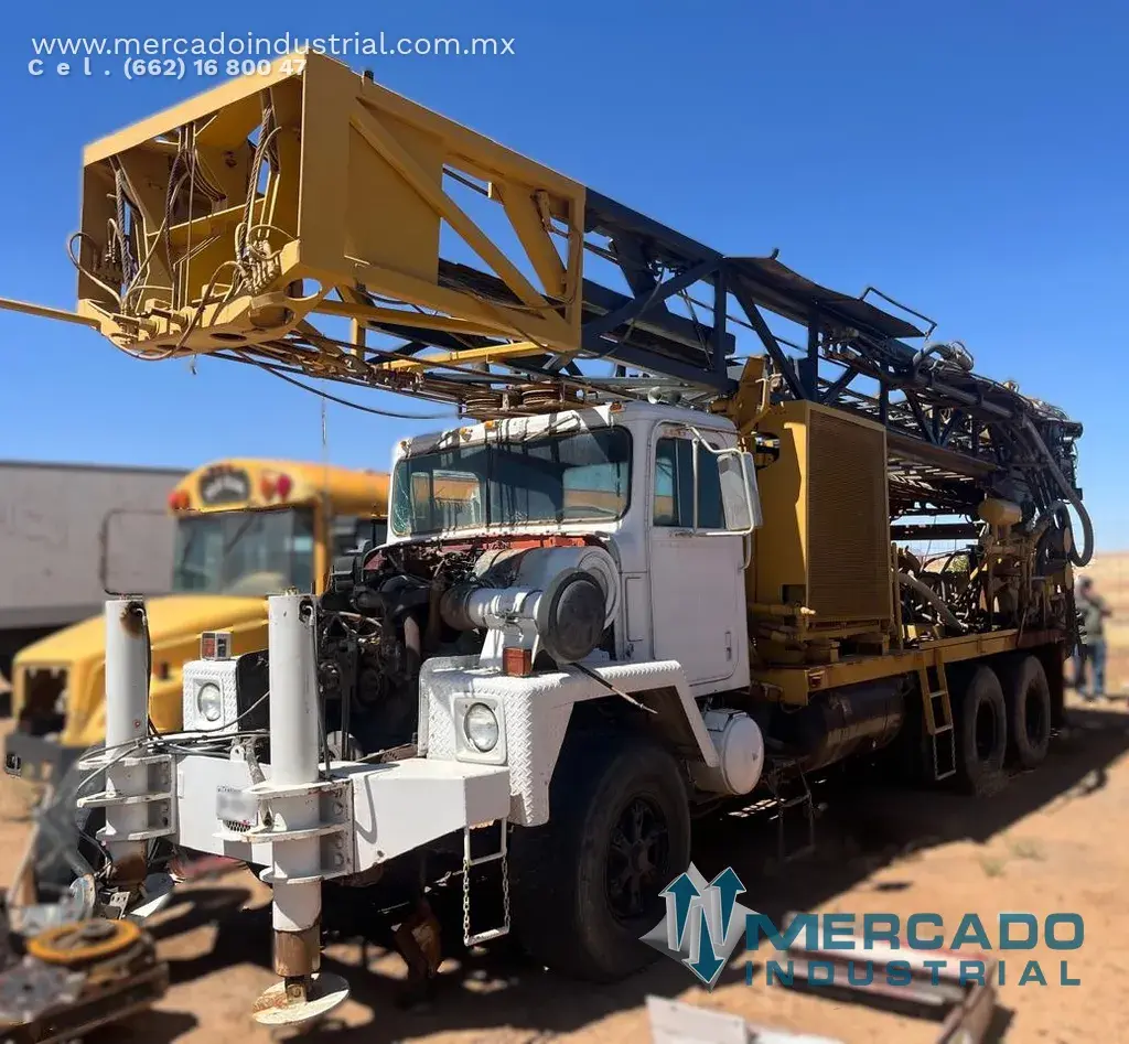 Máquina perforadora año 1977 modelo TH100 marca Ingersoll-Rand - imagen 1