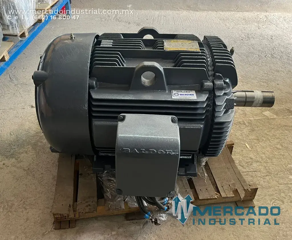 Motor eléctrico 150 HP 4 polos 1780 RPM marca Baldor - imagen 1