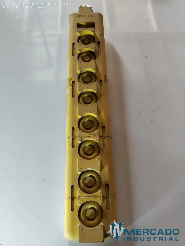 Carga de botones 250 VAC parte 3335757-1 marca Crouse-Hinds - imagen 1