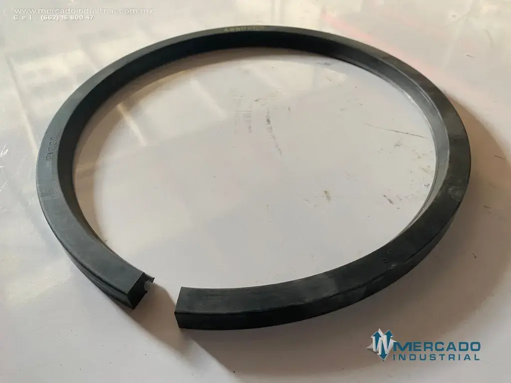 Sello 11 1/2" x 5/8" parte 23X6687 marca Garlock - imagen 1