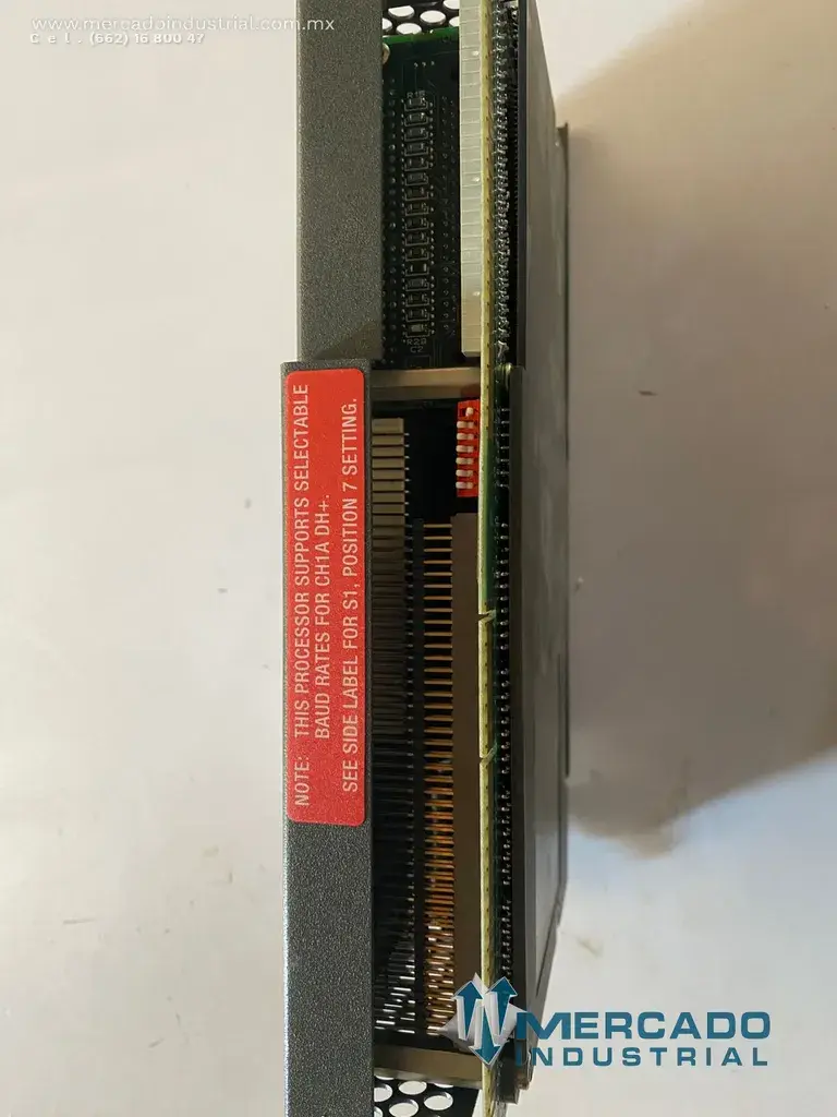 Módulo analógico controlador programable 3.3A 5V parte 1785-L40B/E marca Allen Bradley - imagen 1