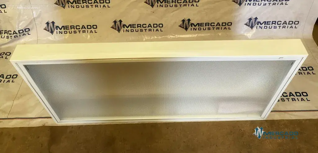 Lámpara con gabinete para interior 32W 0.77 A parte 206KKF marca Lithonia Lighting - imagen 1
