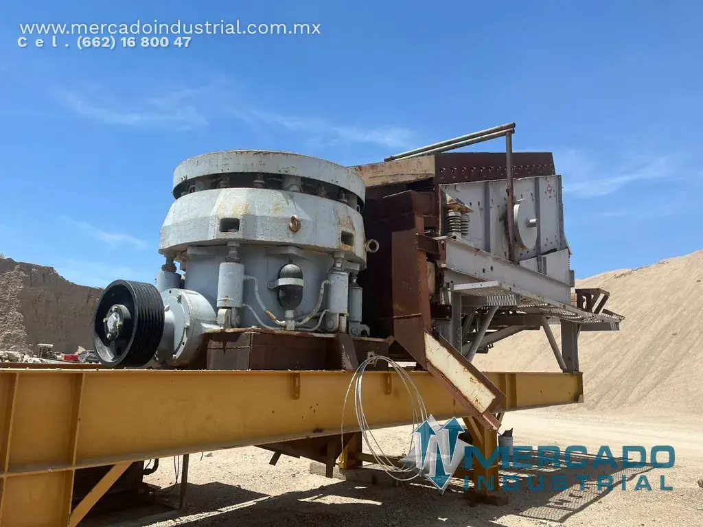 Quebradora de cono 4 1/4 ft marca TRIO con criba 6x16 montado en chasis - imagen 1