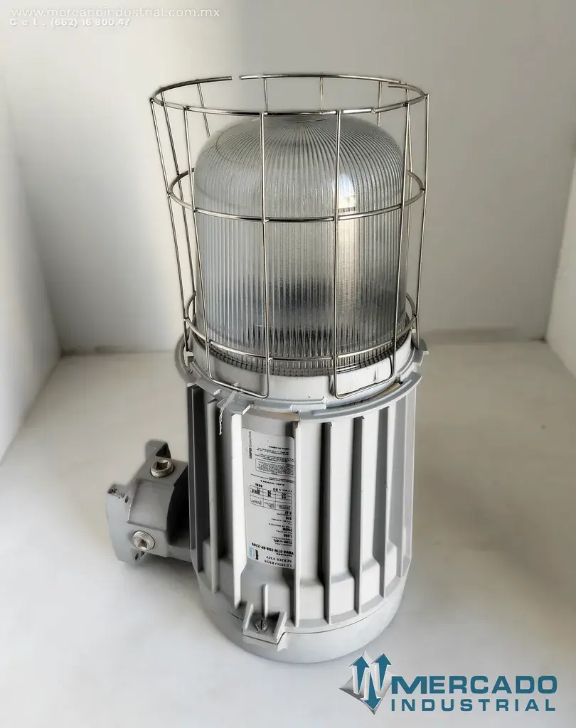Luminario para áreas peligrosas 277V modelo VMVM-2TW-250-GP marca  Crouse-Hinds - imagen 1
