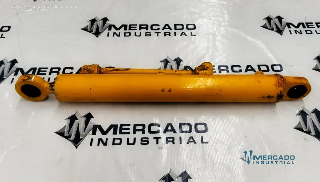 Cilindro hidráulico 31 1/2'' marca CAT - imagen 1