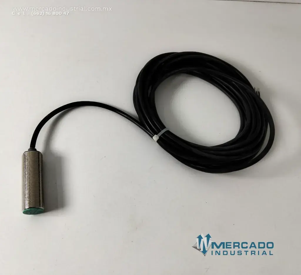 Sensor inductivo de proximidad 200 mA 30 VDC modelo NBB5-18GM50-E2 marca Pepperl+Fuchs - imagen 1