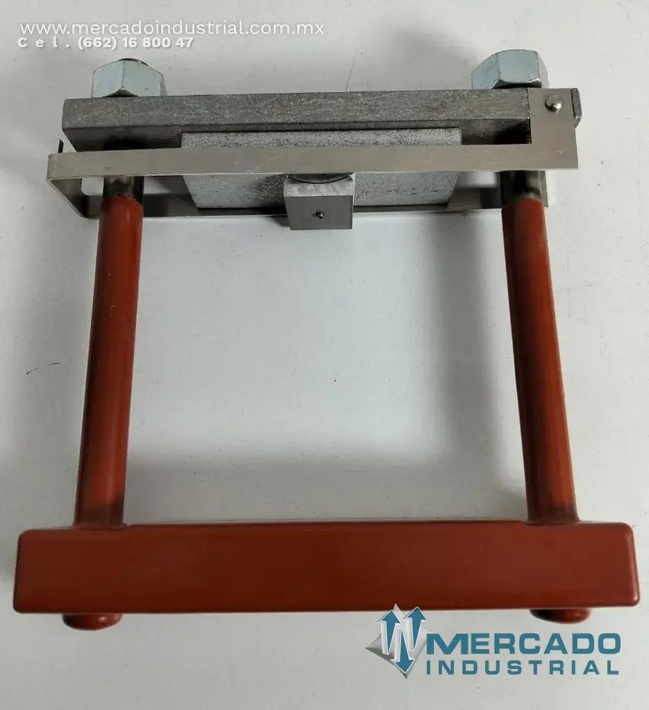 Sujetador de acero para montaje 8" x 7 1/2" parte 979E343-1 - imagen 1