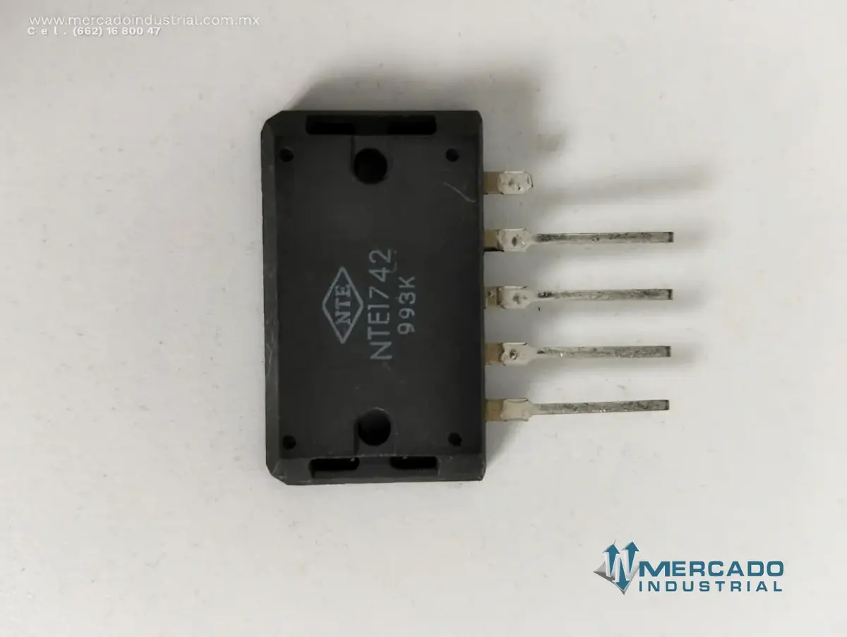Regulador de voltaje fijo 130 V 1A modelo NTE1742 marca NTE ELECTRICS - imagen 1