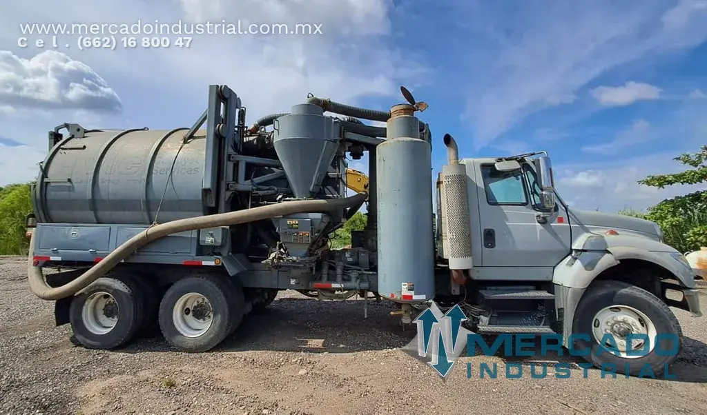 Camión para limpieza de alcantarillado VACTOR-GUZZLER modelo WORKSTART 7600 marca International - imagen 1