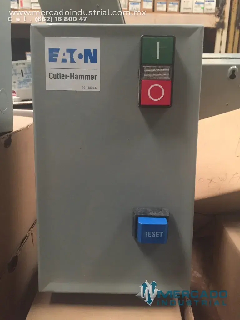 Arrancador magnético a tensión plena 1.5 a 11 A modelo AE17CGOCFP marca Cutler Hammer - imagen 1
