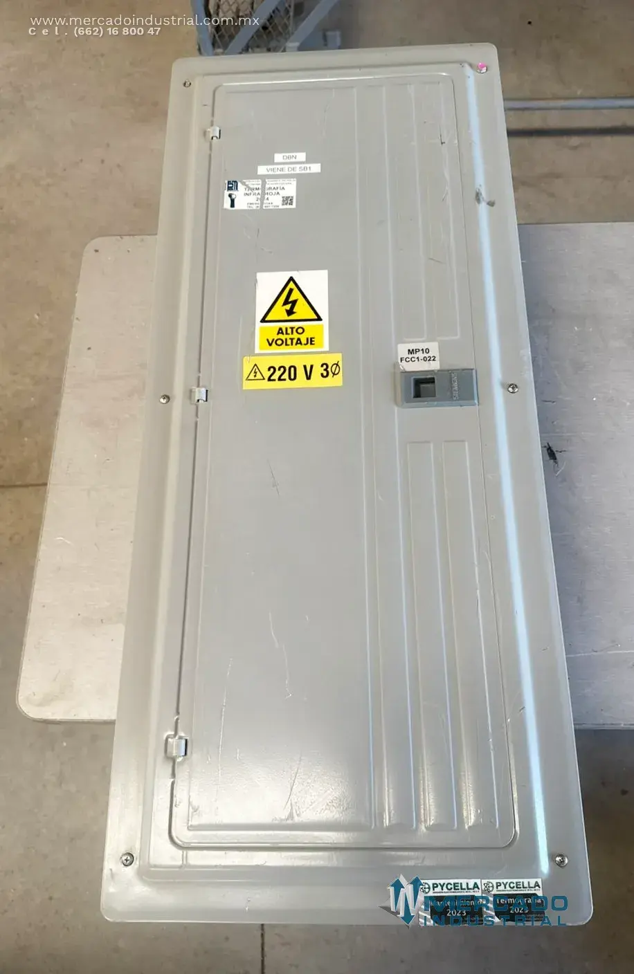 Tablero de distribución 42 circuitos 225A 220V modelo S4260L3225 marca SIEMENS - imagen 1