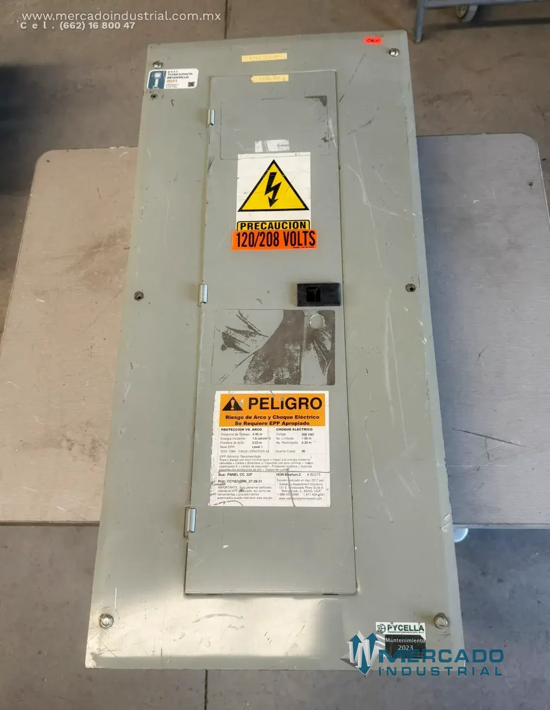 Tablero de distribución 30 circuitos 200A 120/208V modelo G3042ML3200CU marca SIEMENS - imagen 1