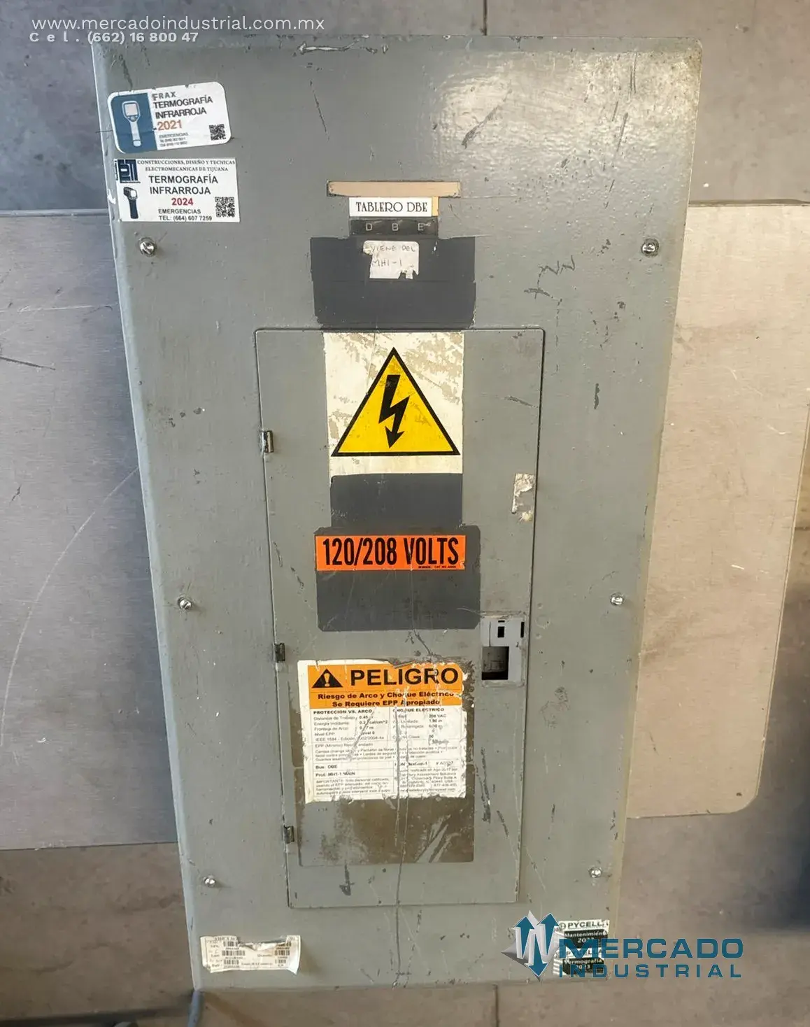 Tablero de distribución 30 circuitos 200A 120/208V marca GENERAL ELECTRIC - imagen 1