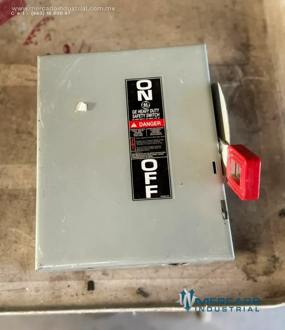 Interruptor de seguridad 30 AMP 600 V modelo THN3361 marca GENERAL ELECTRIC - imagen 1