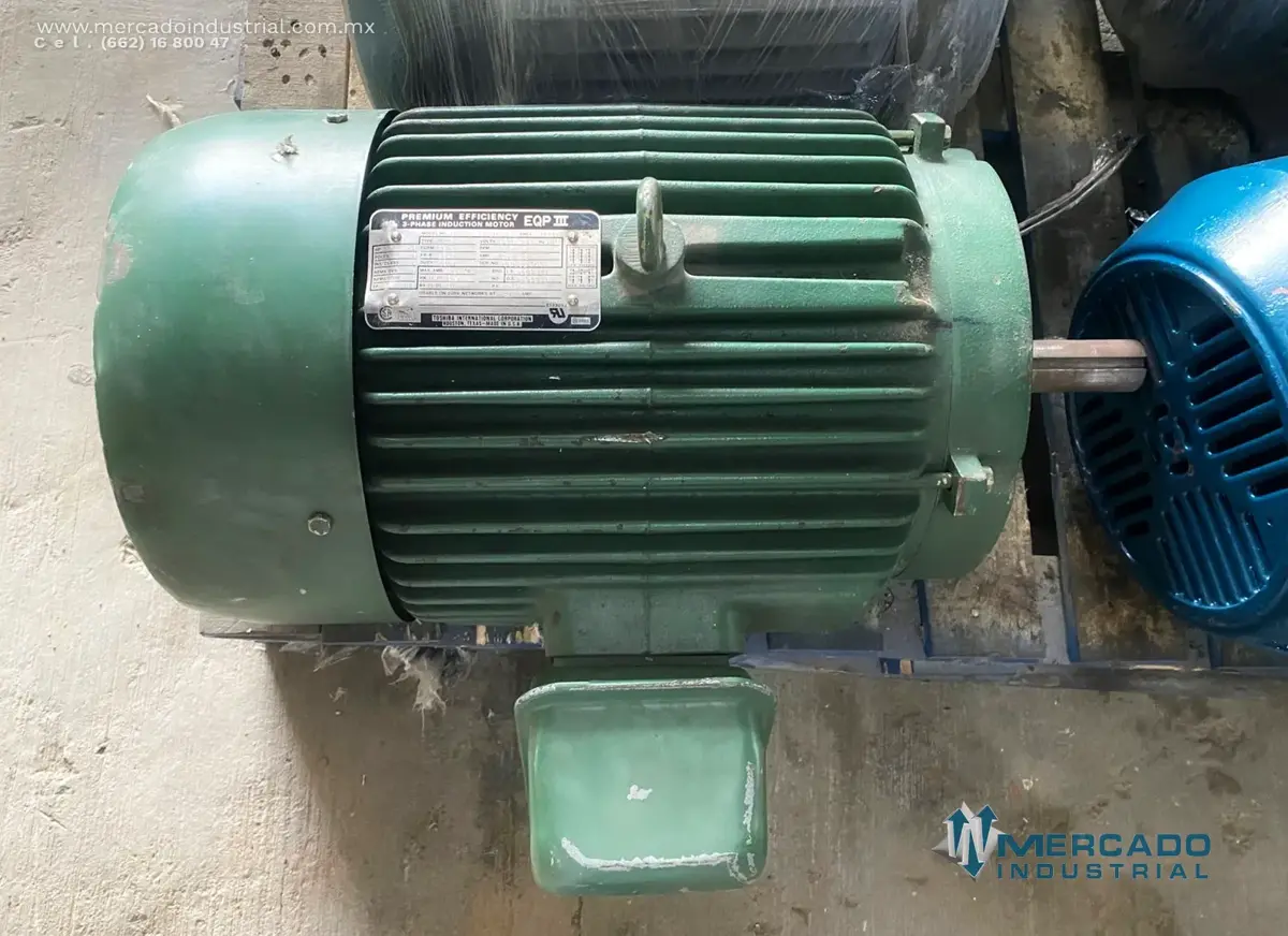 Motor eléctrico trifásico 7.5 HP 6 polos 1175 RPM marca Toshiba - imagen 1
