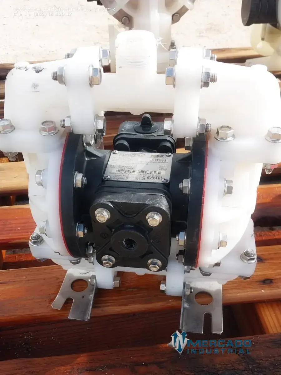Bomba de diafragma 3/4" modelo S05B2K1KPNS000 marca SANDPIPER - imagen 1