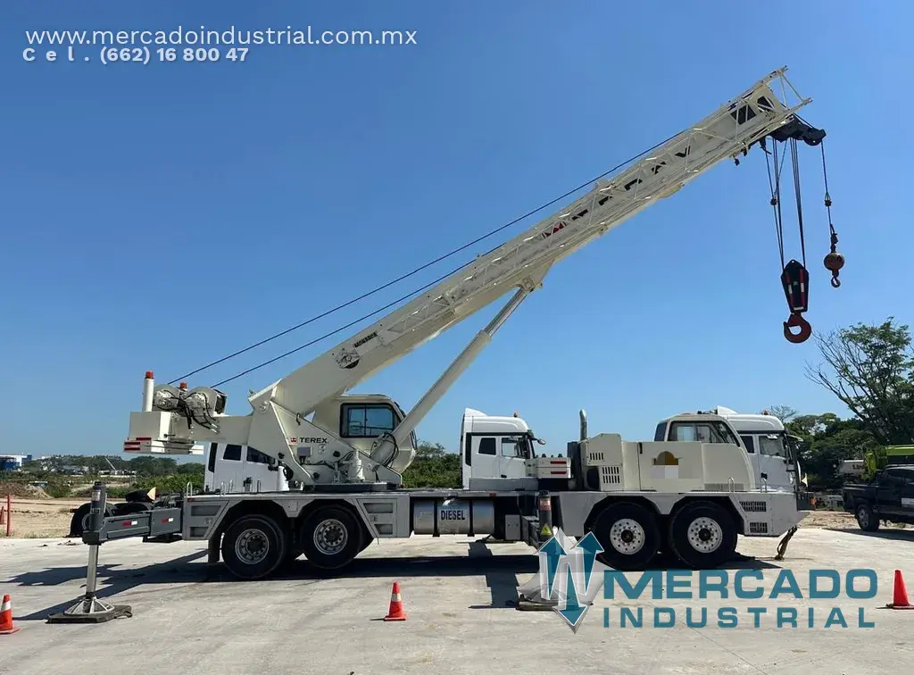 Grúa titan de 80 TON año 2013 modelo T780 marca TEREX - imagen 1