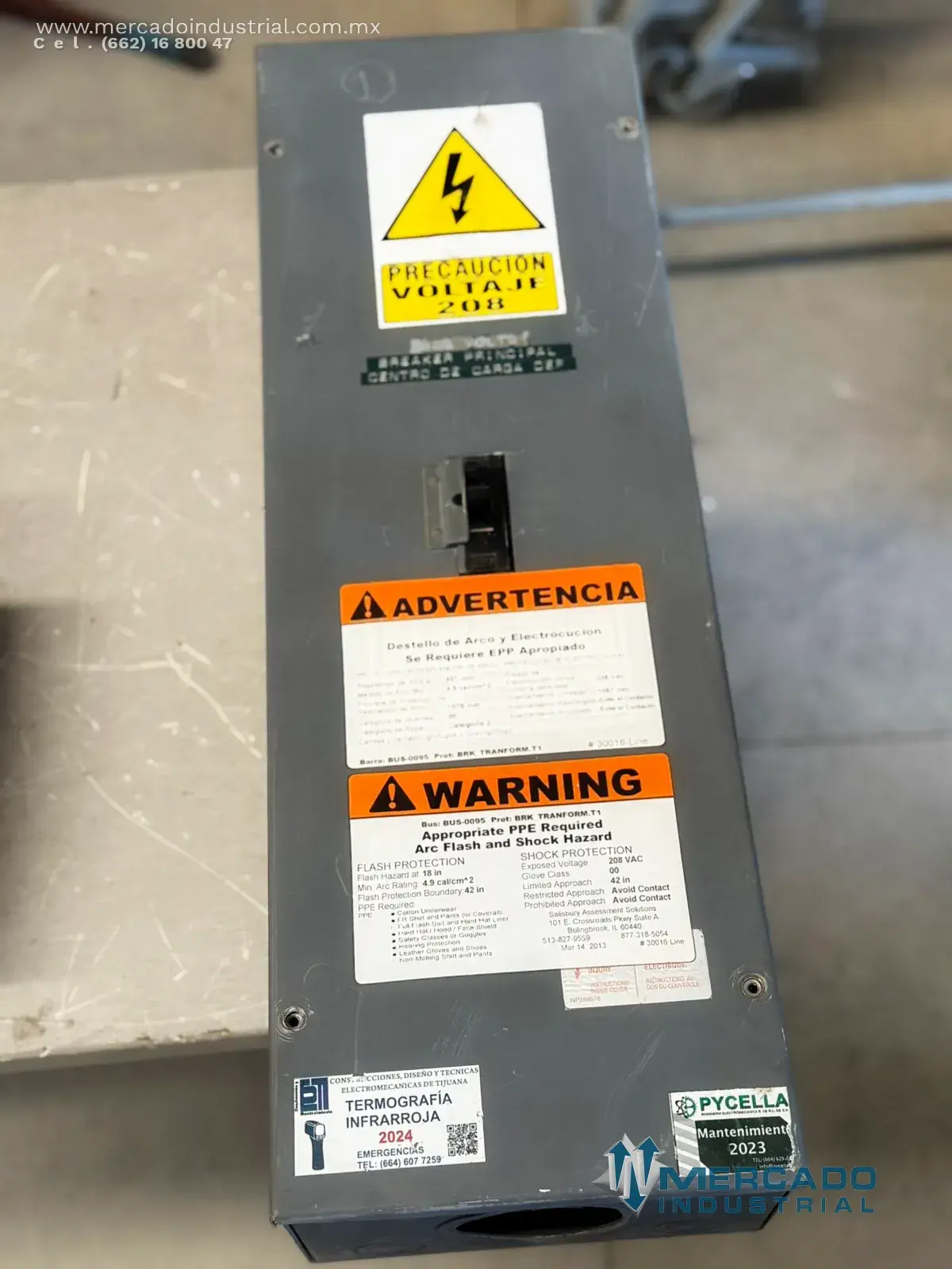 Interruptor de seguridad 150A 240V marca GENERAL ELECTRIC - imagen 1