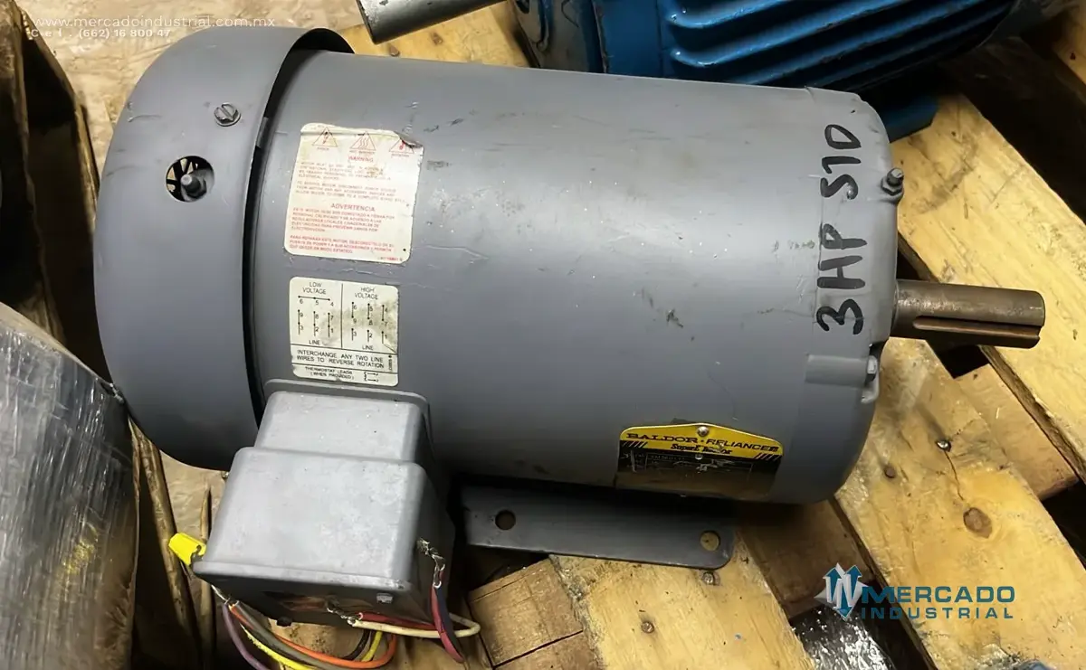 Motor eléctrico 3 HP 4 polos 1760 RPM marca BALDOR - imagen 1