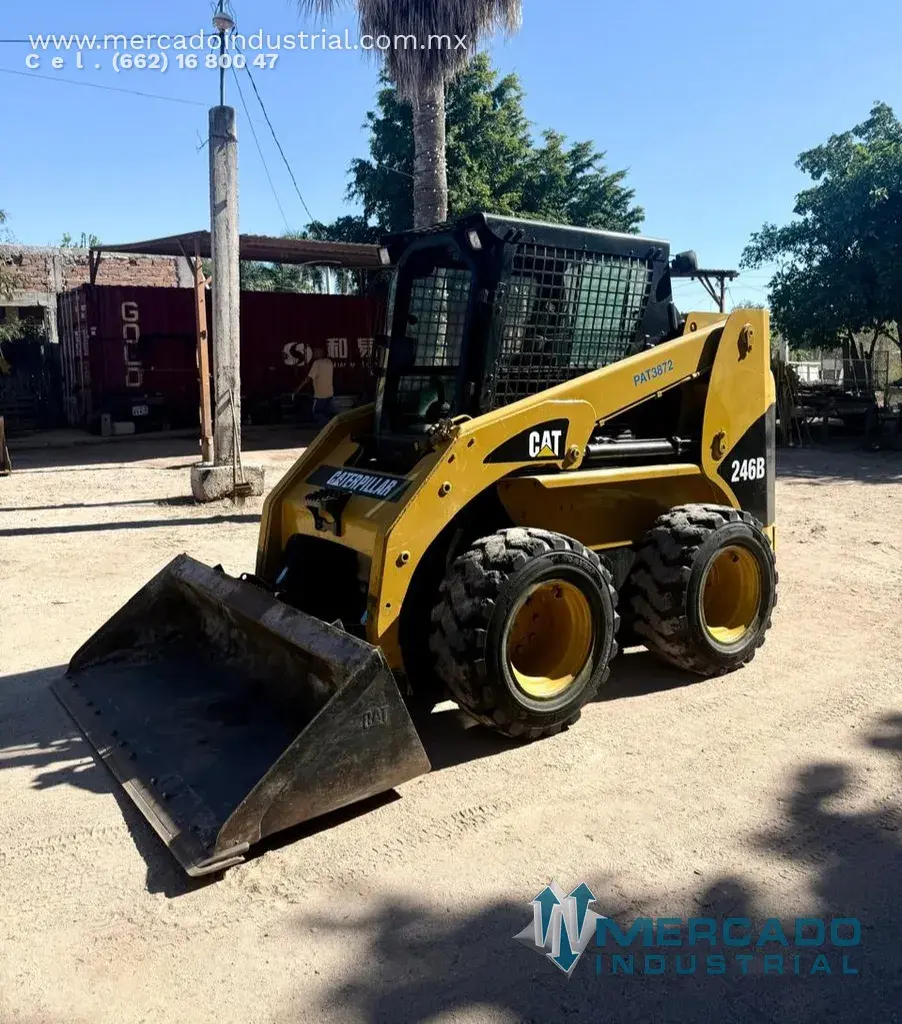 Minicargador año 2006 modelo 246B marca CATERPILLAR - imagen 1