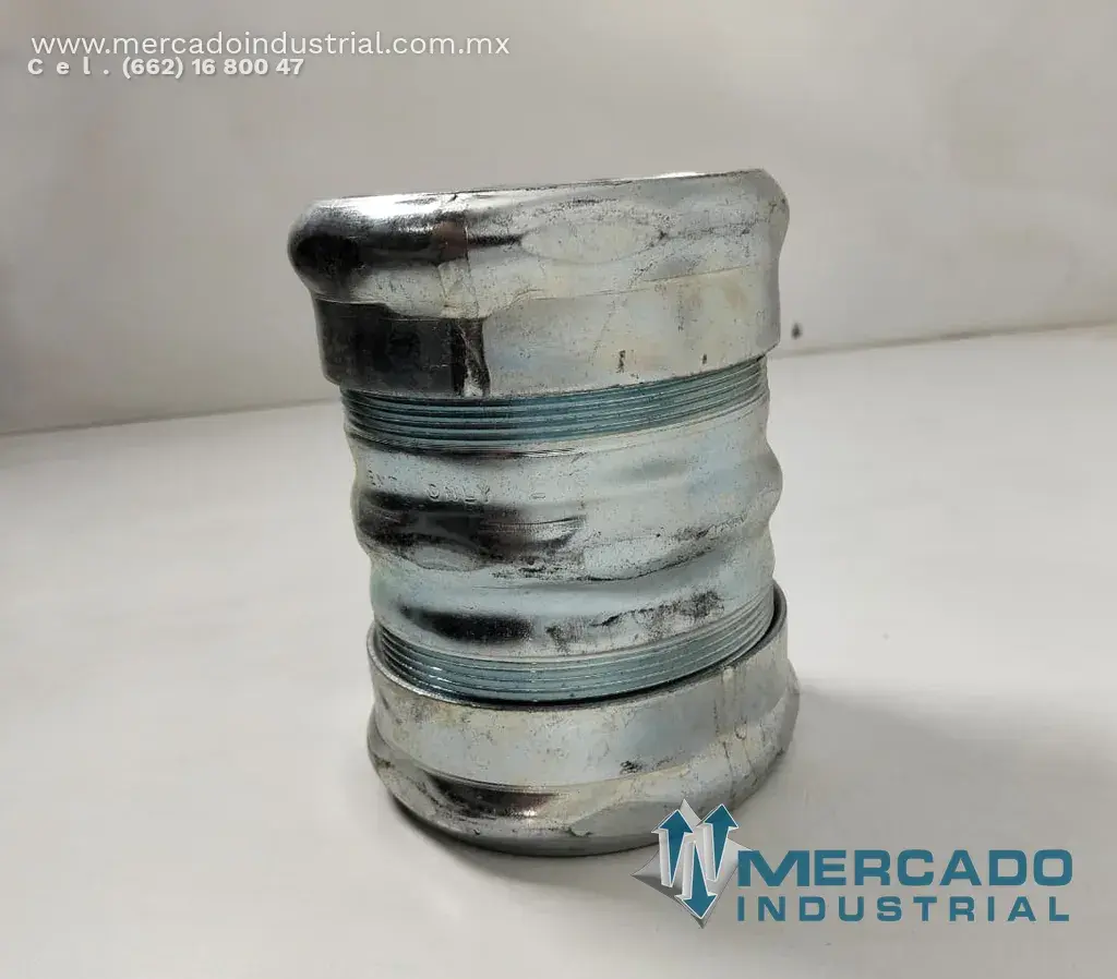 Cople roscado EMT 3 1/2" marca STEEL CITY - imagen 1