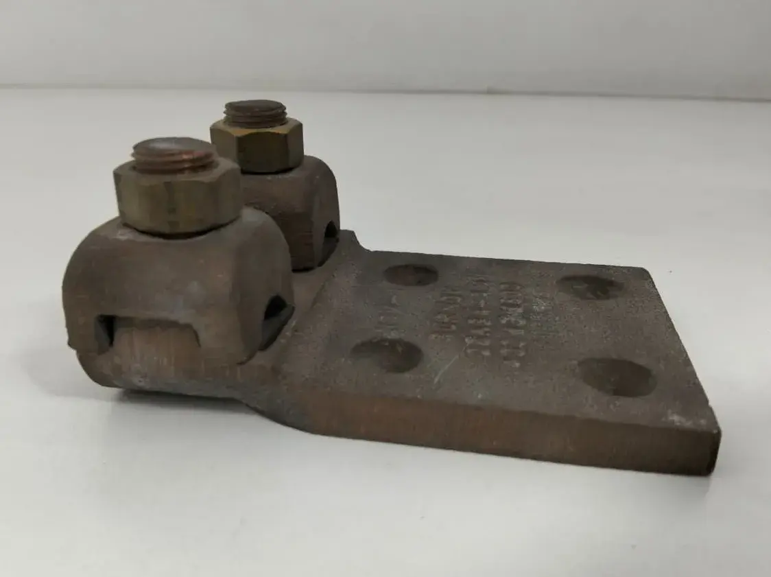 Zapata mecanizada de bronce 400 kcmil a 500 kcmil  marca BURNDY - imagen 1