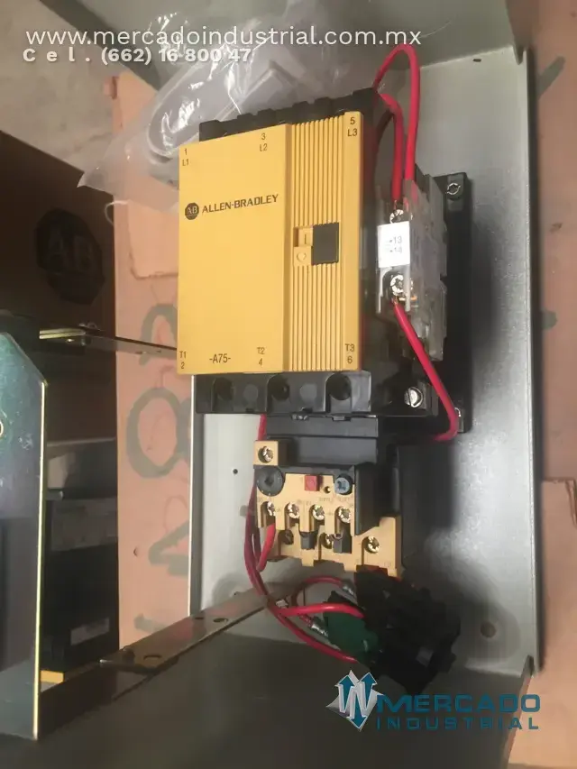 Arrancador c/gabinete 75 A modelo 100-A75N*3 marca Allen Bradley - imagen 1